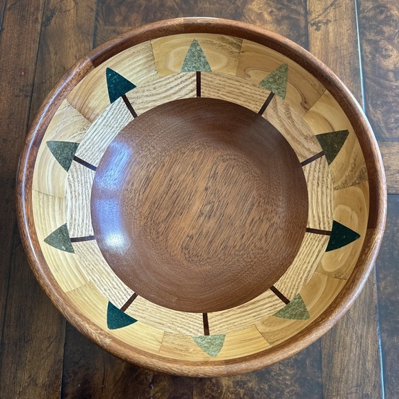 Tom Raymond Hand Crafted Wood Bowl #751 Signed 9.5 Inch Inlay Tree Arrow Design